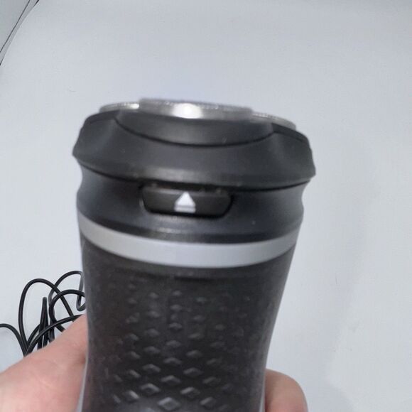 Philips Norelco Series 2000 S1211 Pop-Up Trimmer Wet & Dry Electric Shaver - Picture 6 of 8